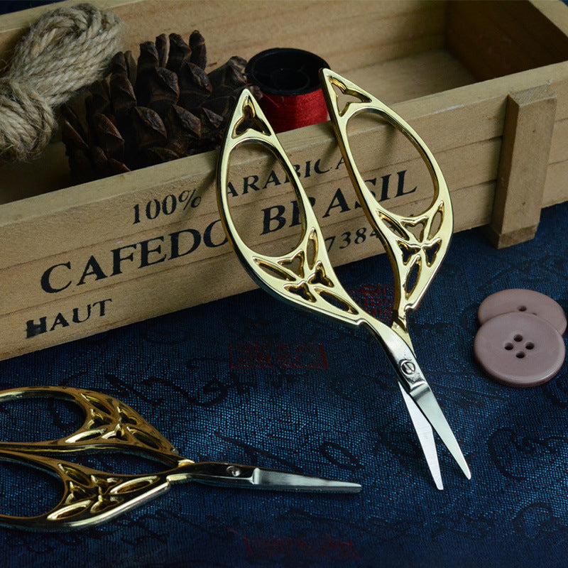 Vintage scissors – LBLYXIR